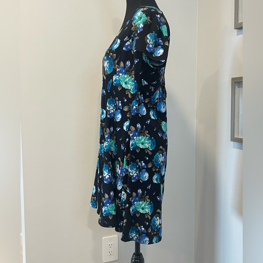 Lily Morgan Blue & Black Dark Floral Summer Dress With Back Cut-Out EUC - Picture 5 of 11